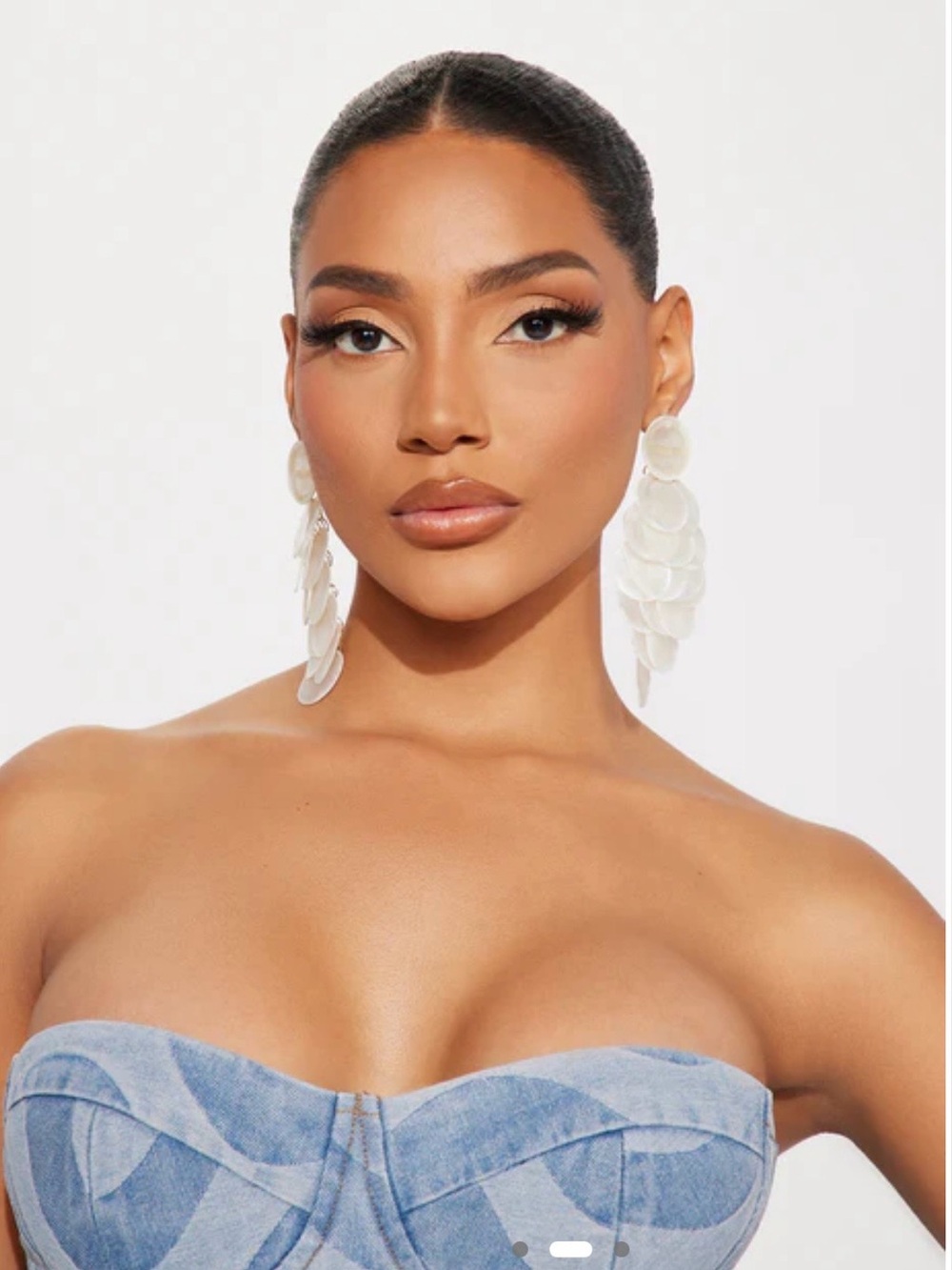 BNWT Fashion Nova Iridescent Seaside Shell Dinner Earrings